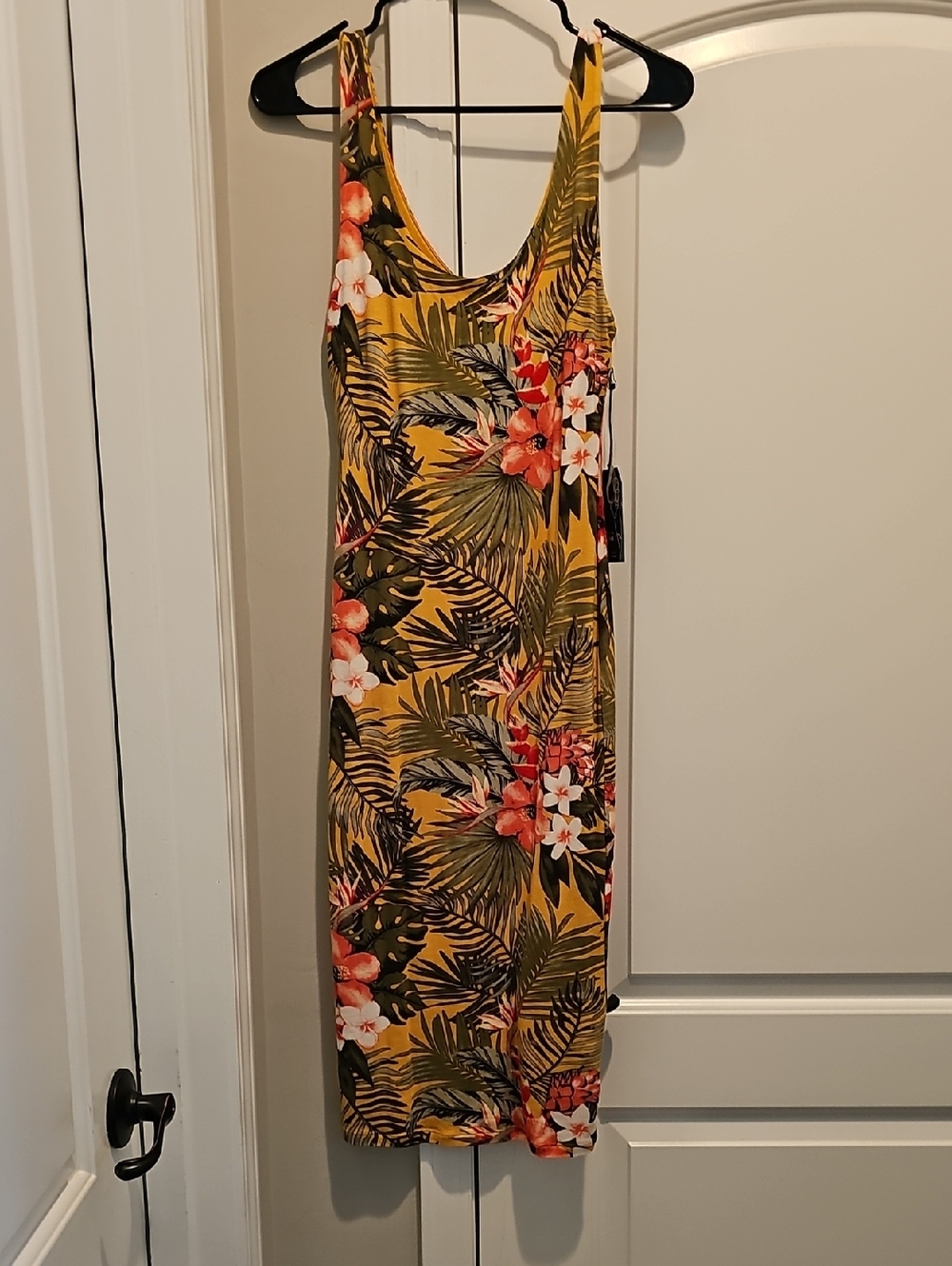 Popular Basics Yellow Tropical Floral Midi Dress